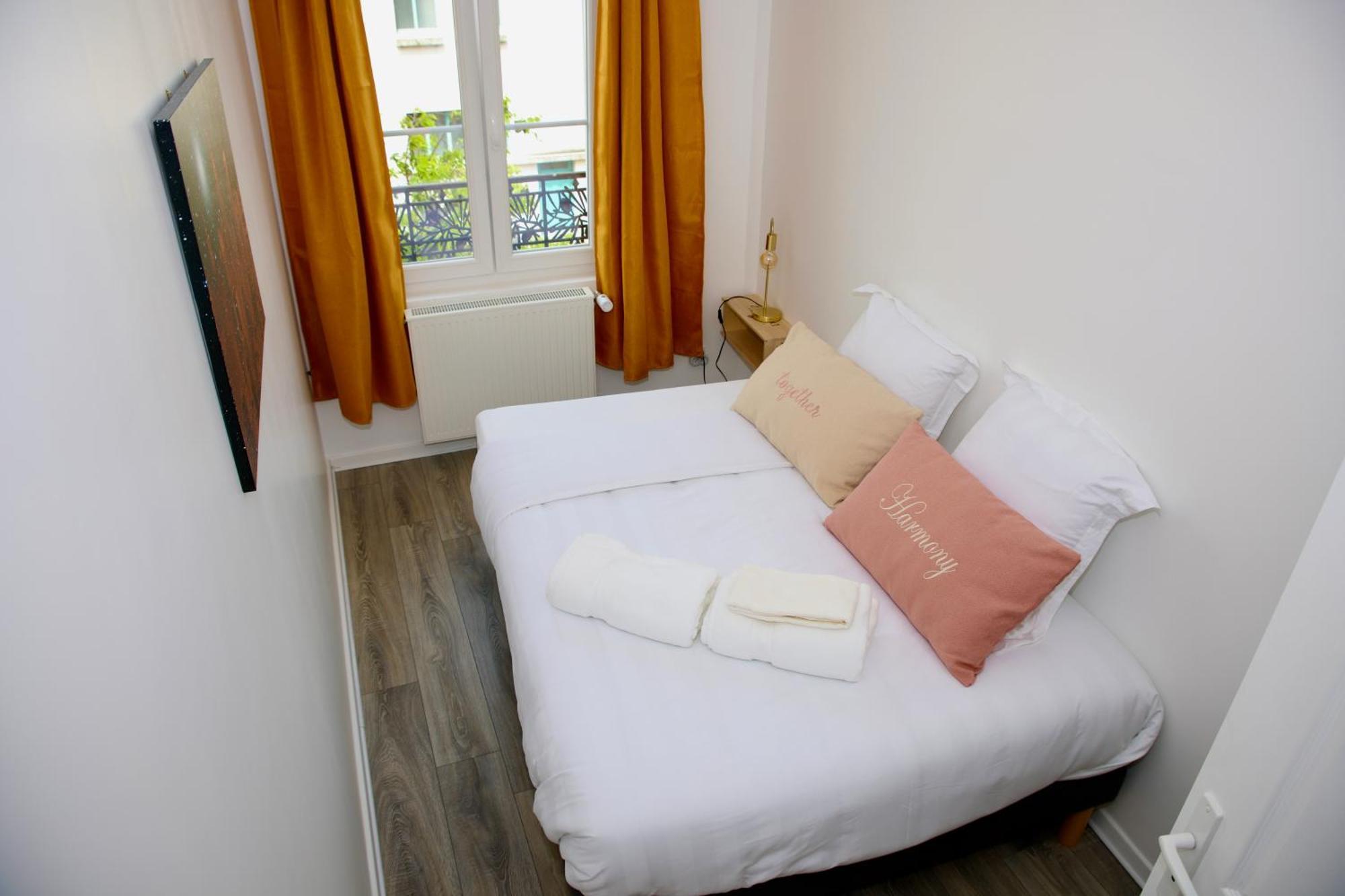 Au Coeur Du Boulingrin Apartment Reims Exterior foto