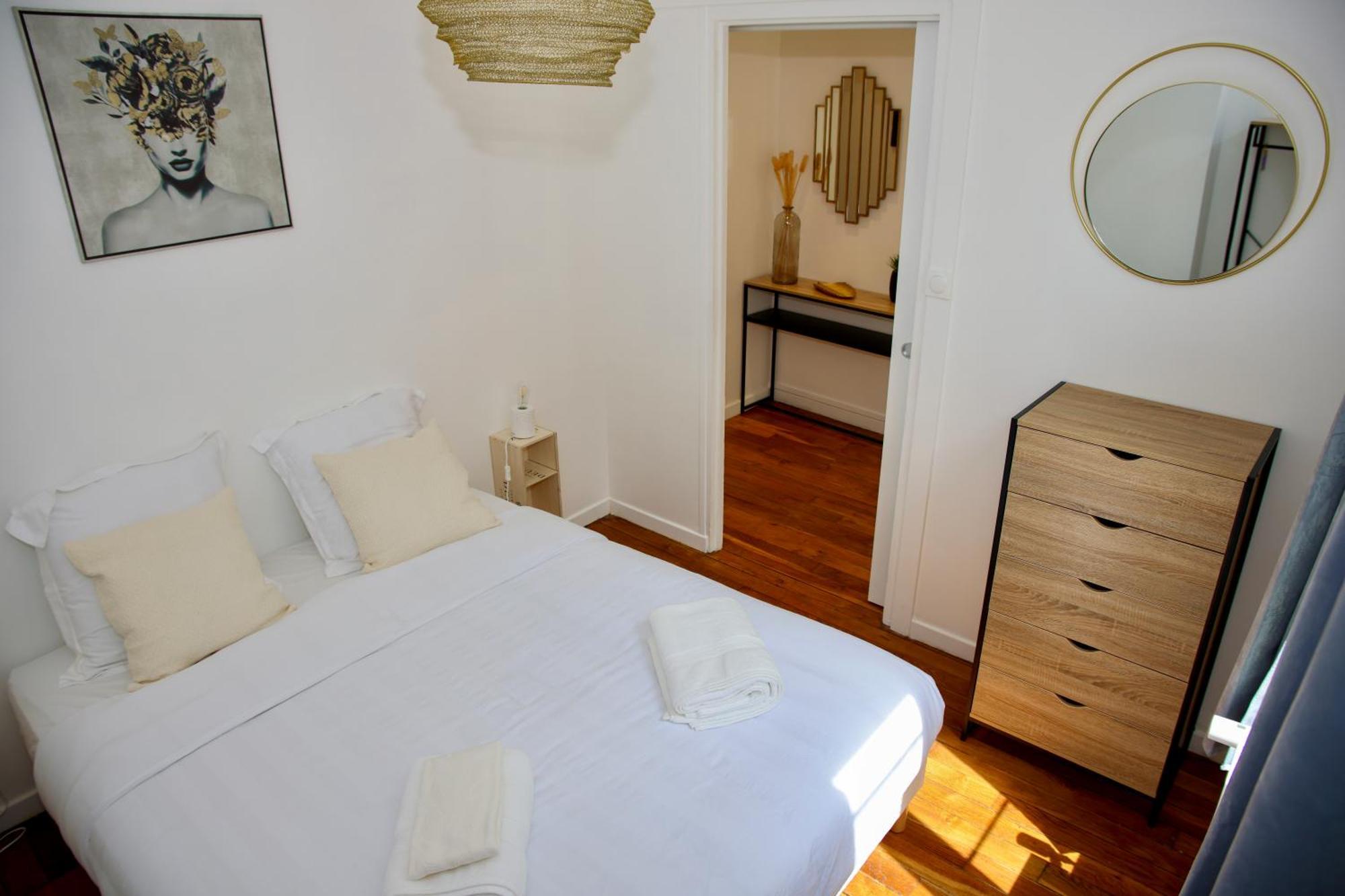 Au Coeur Du Boulingrin Apartment Reims Exterior foto